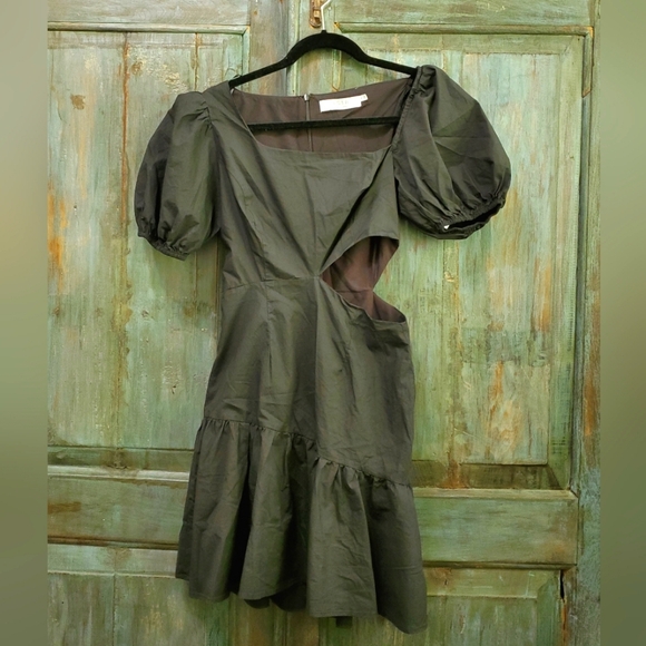 ASTR the Label Mayfair Side Cut Out Puff Sleeve Mini Dress, Size Small - Picture 4 of 9